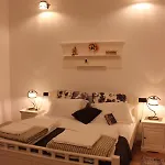Ella No9 *
