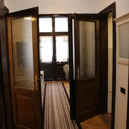 Appartement Ella No9 *